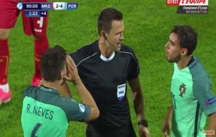 Malgré les réclamations Portugaises, l'arbitre ne reviendra pas sur sa décision